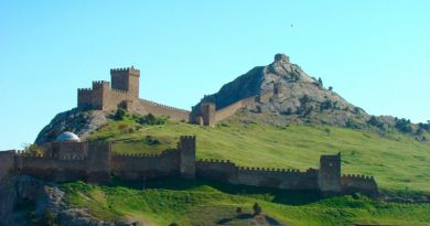 Экскурсии в `Генуэзская крепость в Судаке` из Учкуевки